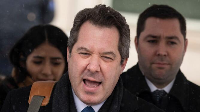 "Eres una idiota": abogado de Emma Coronel insulta a la presentadora de Univision Satcha Pretto